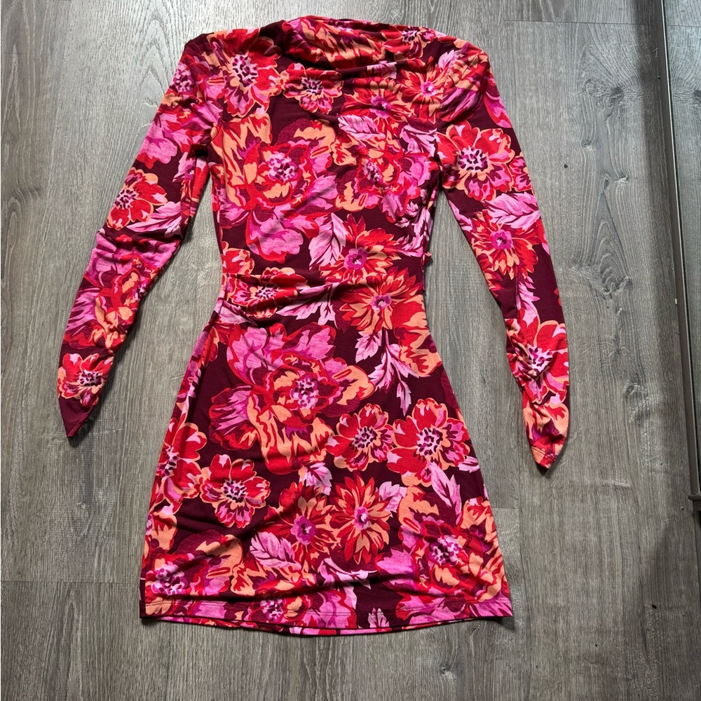 Donna Morgan Red and Pink Floral Long Sleeve Dress